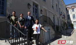 康县网红 吃瓜事件视频,揭秘网络舆论的风云变幻