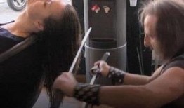 日本理发师爆料视频,行业背后不为人知的真相