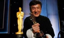 成龙爆料黄加家驹视频,揭秘传奇乐队BEYOND背后的故事