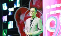 吴启华爆料娱乐圈事件,揭秘明星背后的真实故事