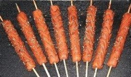 爆料火腿肠制作过程视频,从原料到成品，一探究竟