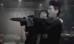 遇到鬼的爆料视频真实吗,鬼影现身，视频爆料真相如何？